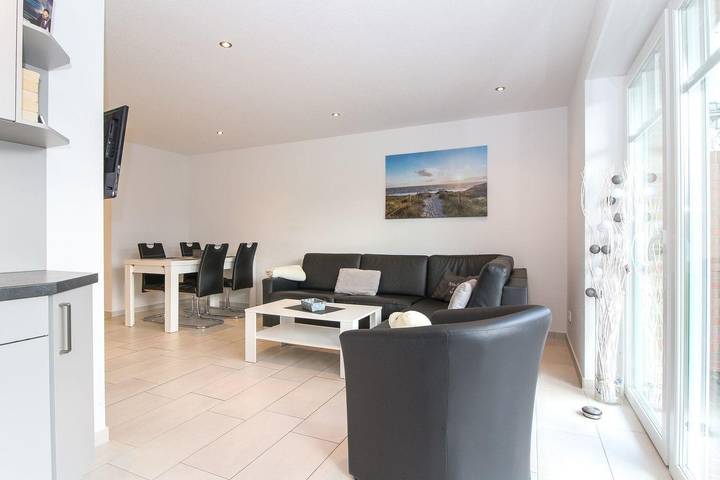 Ferienwohnung für 4 Personen, mit Garten und Terrasse in Norden - 2