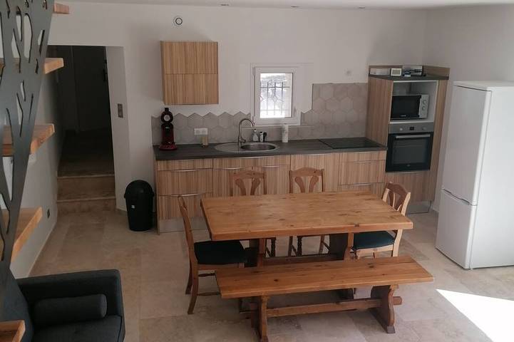 Gîte pour 4 personnes, avec jardin à Saint-Marcel-d'Ardèche