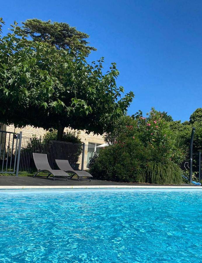 Chambre d’hôte pour 4 personnes, avec piscine et jardin ainsi que sauna et jacuzzi à Vertheuil - 2
