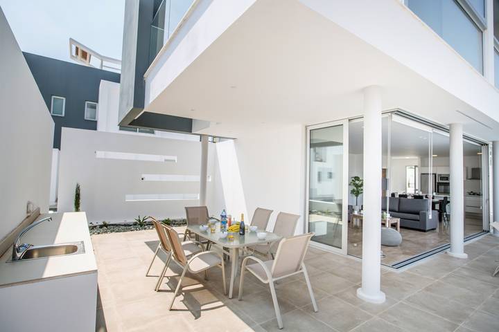 Villa voor 7 personen met balkon/terras in Protaras, Zuid Cyprus