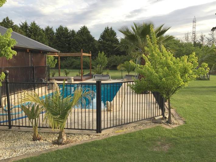 Dom dla 3 osób, z basen i widok oraz ogród w Melbourne