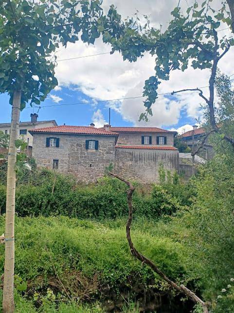 Casa de férias para 4 pessoas, com jardim e vista e ainda terraço em Fafe