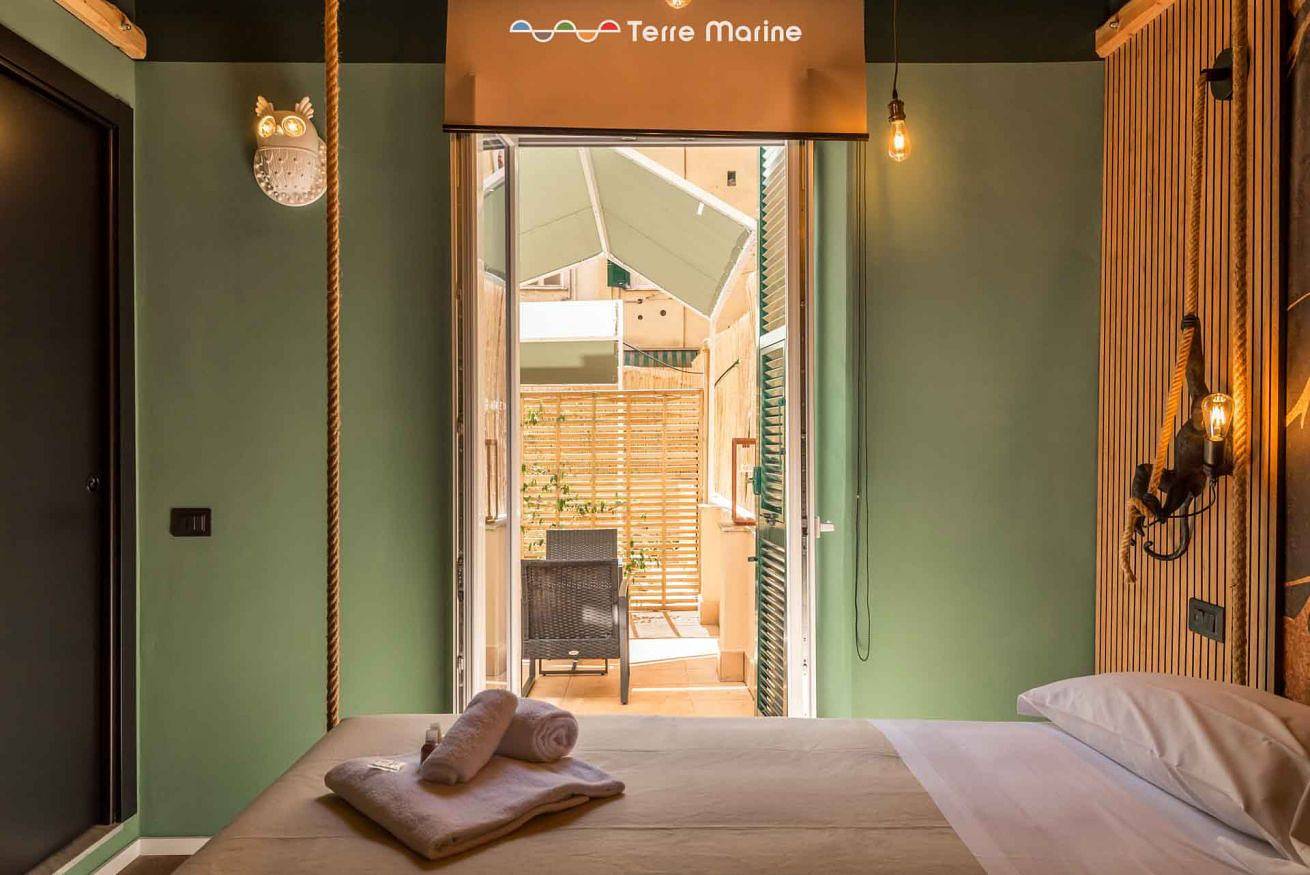 Entire apartment, City Jungle - Garden room in La Spezia (City), La Spezia