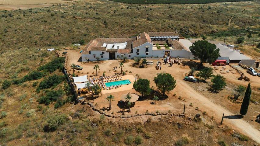 Casa rural para 26 personas, con vistas además de piscina y jardín, Se admiten mascotas - 1