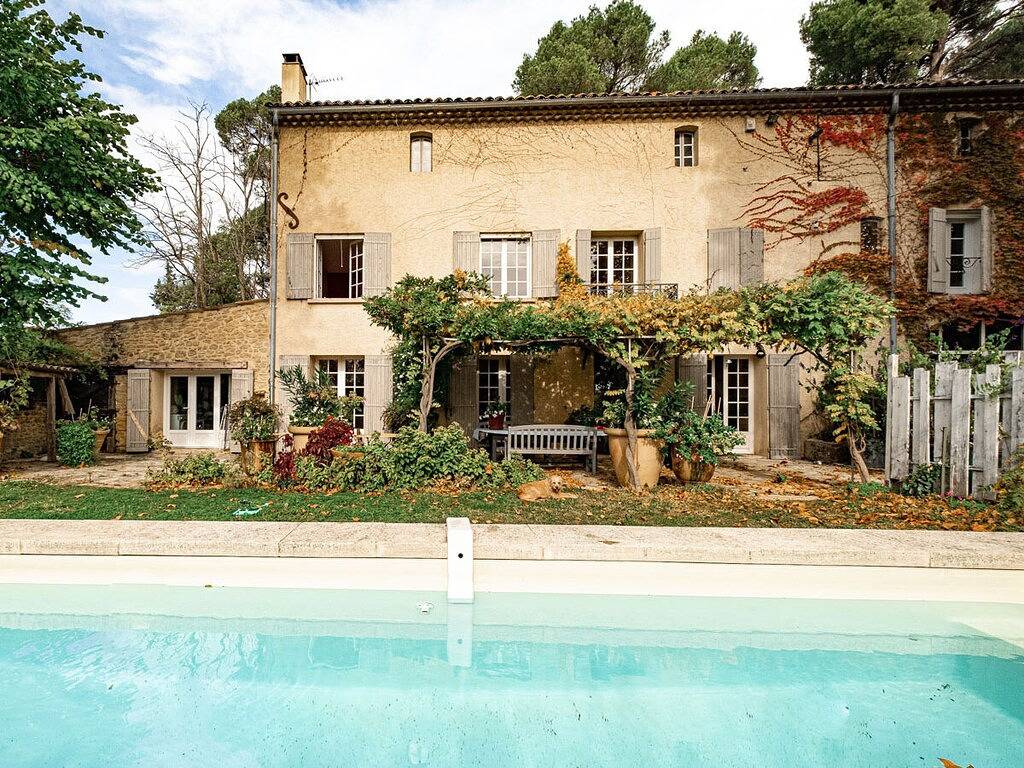 Ferienhaus in Sarrians mit Schwimmbecken in Sarrians, Vaucluse