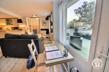 Gîte pour 2 personnes, avec jardin à La Roche-Derrien