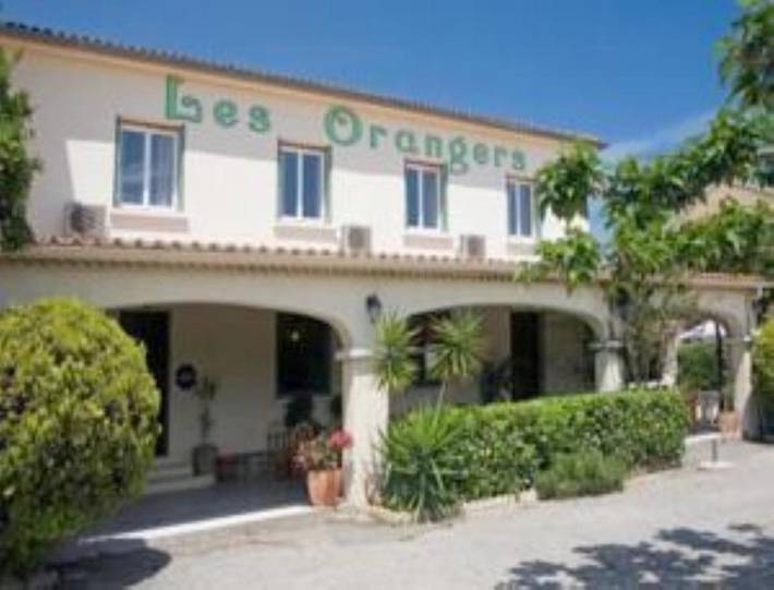 Hôtel pour 2 personnes, avec Terrasse ainsi que Jardin et Piscine à Aléria
