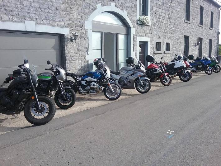 Location de vacances pour 9 personnes, avec vue et jardin à Dinant - 2