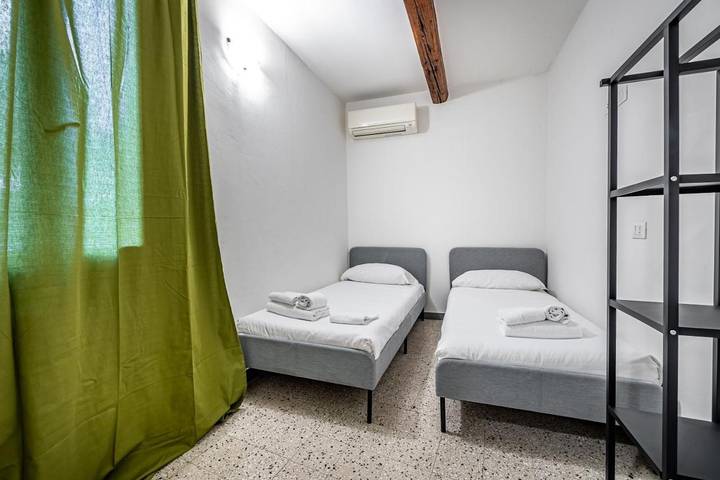 Gîte pour 8 personnes dans Port de Sant Ambrogio - 4