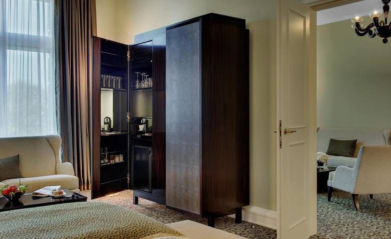 Hotel für 4 Personen, mit Terrasse und Pool sowie Sauna in Hamburg - 2