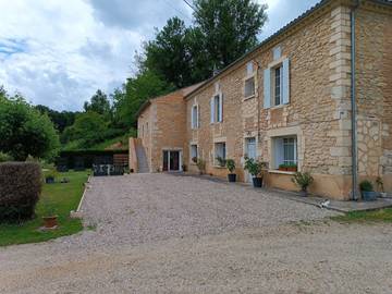 Cottage pour 2 personnes, avec jardin à Noaillac