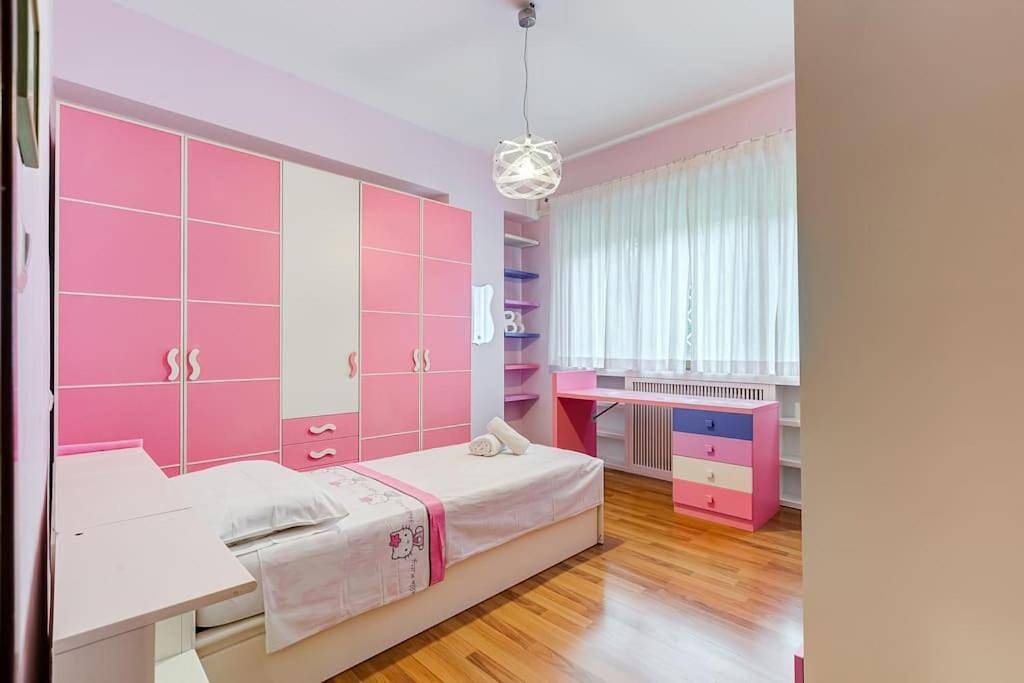 Appartamento intero, Exclusive Apartment in Eur Lake in Eur (Roma), Roma