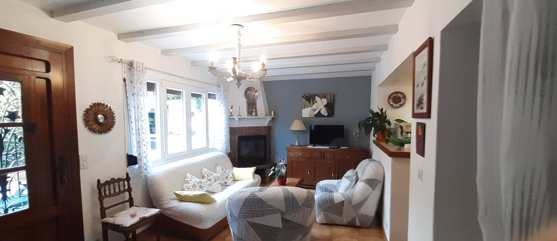 Appartement entier, Ascain - Maison Lore artean,au pied de la Rhune, 7 km des plages in Ascain, Région de Bayonne