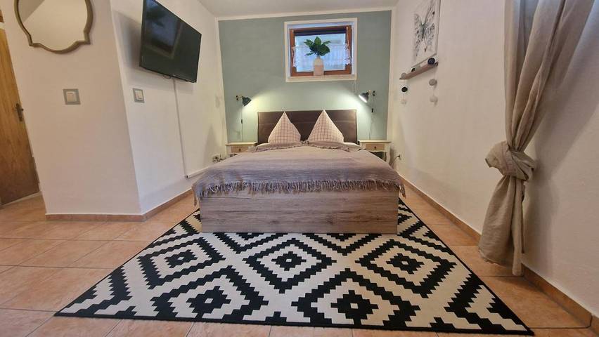 Ferienwohnung für 3 Personen, mit Terrasse in Stephanskirchen