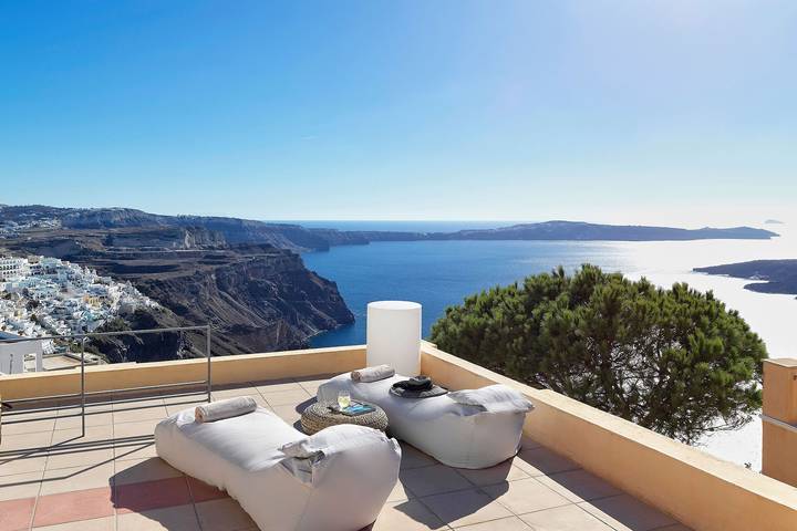 Villa pour 8 personnes, avec terrasse ainsi que jardin et jacuzzi dans Firostefani - 4