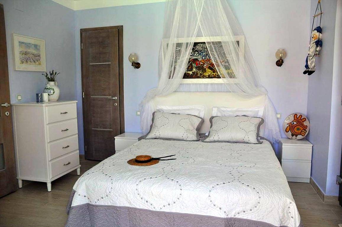 Chambre d'hôtes Villa Carroubier - Suite Mékong in La Londe-les-Maures, Région de Toulon
