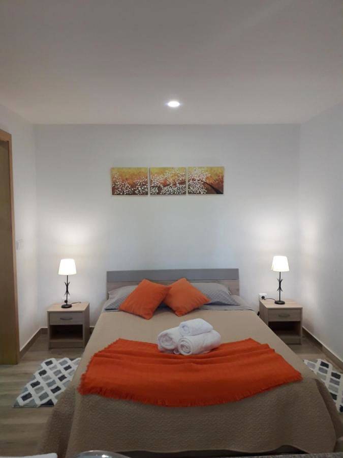 Maison d’hôte pour 2 personnes, avec piscine ainsi que jardin et jacuzzi à Ponta do Sol - 2