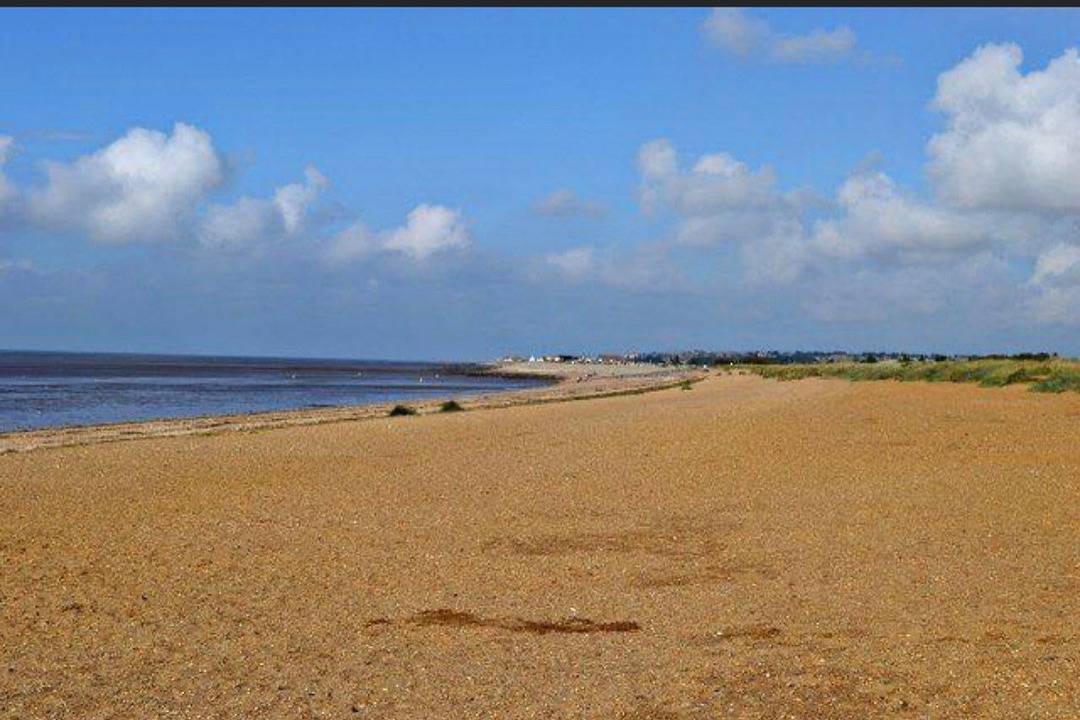 Pet-Friendly - 2 Bedrooms Bungalow hot tub parking in Heacham, Norfolk Coast