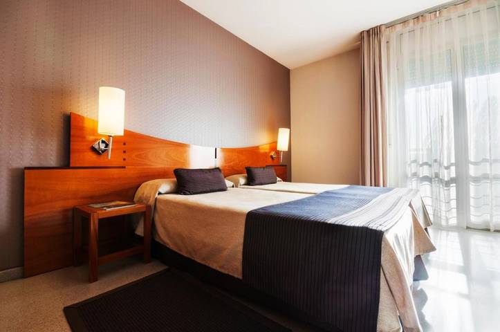 Hôtel pour 2 personnes, avec Terrasse ainsi que Jardin et Sauna à Granollers