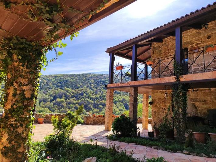 Casa rural para 2 personas, con Balcón y Terraza además de Jardín y Vistas en Provincia de Pontevedra