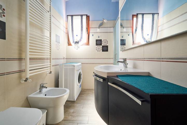 Appartement entier, Appartement 'Appartamento Vicino Mare' avec terrasse privée et jardin commun in San Vincenzo, Côte des Étrusques