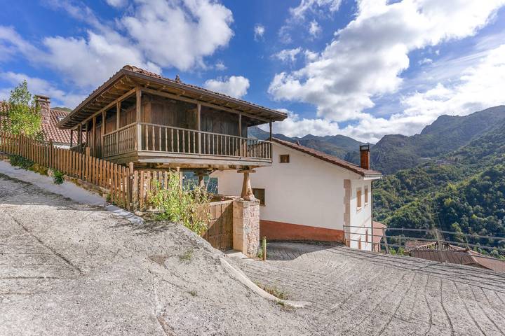 Apartamento de vacaciones para 4 personas, con Jardín en Parque Natural de Somiedo