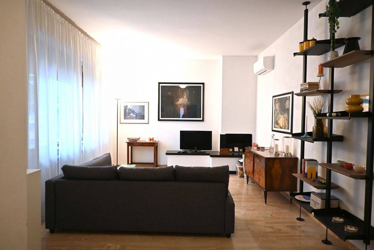 Apartamento entero, Se201 - Senigallia, spacious three-room apartment with air conditioning and Wi-Fi in Senigallia, Senigallia (Municipality)