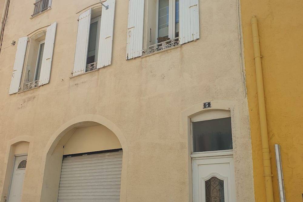 Apartamento entero, Duplex De 110 M2 Cerca De Muelle Y Tiendas, 8 personas in La Côte Vermeille, Port-Vendres