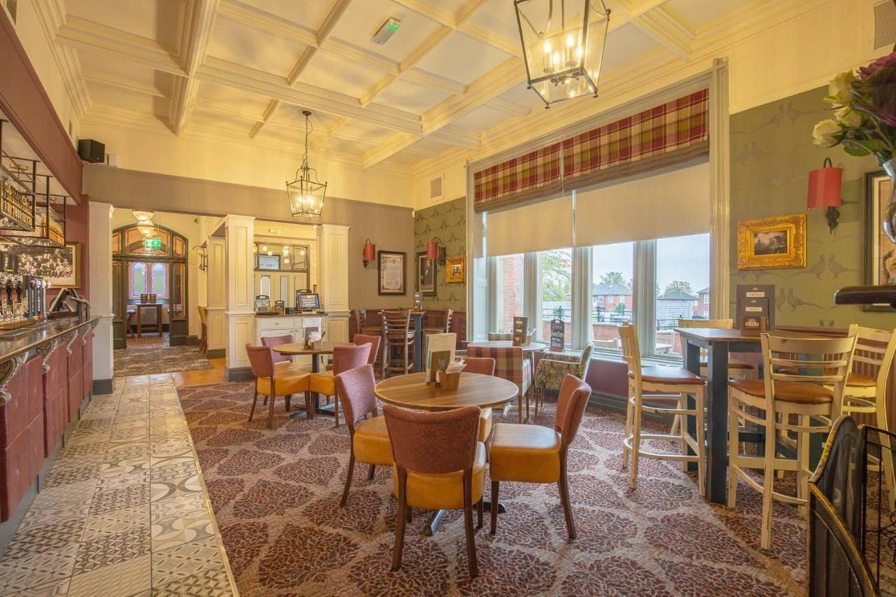 Woodthorpe Hotel in Bury, Grand Manchester