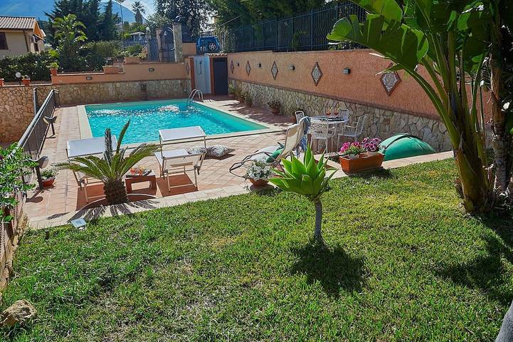 Villa Sansone Piscina privada Precio especial WIFI Estacionamiento privado Palermo-Cefalù in Torre Colonna-Sperone, Altavilla Milicia