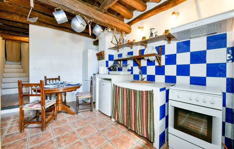 Charmant appartement avec jardin, Wi-Fi et barbecue, à 1 km du centre d'Alcútar in Bérchules, Cordillera Penibética