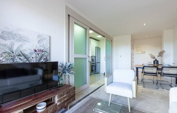 Entire holiday apartment, Poolside Retreat: Chic 65m² Apt w/AC, Parking & Terrace, 1.5km to Beach! in Los Narejos, Los Alcázares
