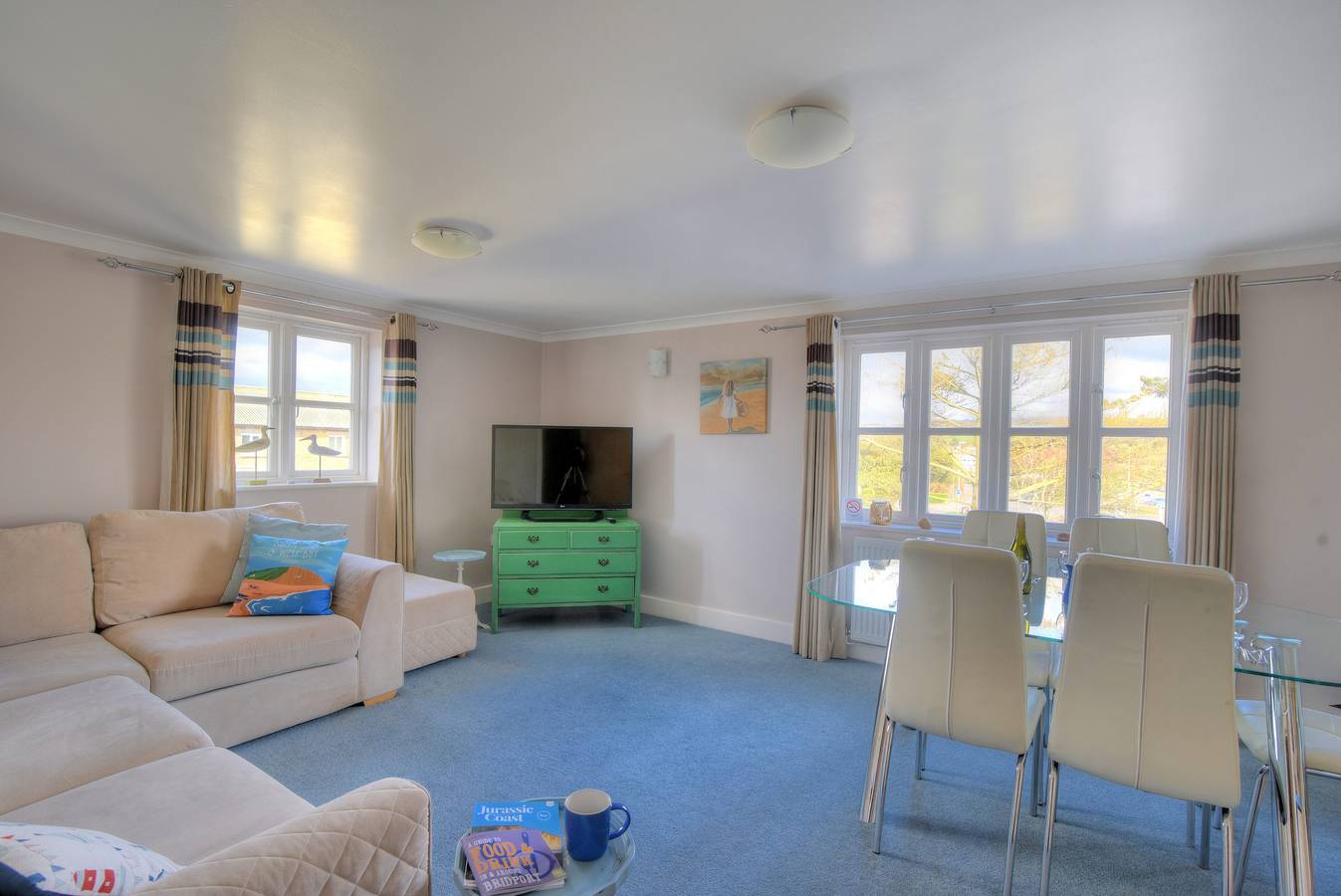 Entire apartment, 9 Maritime House in West Bay, Dorset