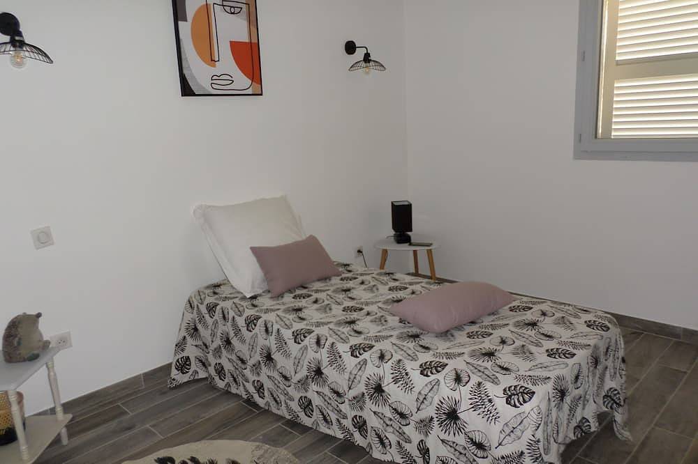 Villa with sea and nature view, available in August! in Sollacaro, Sartène und Umgebung