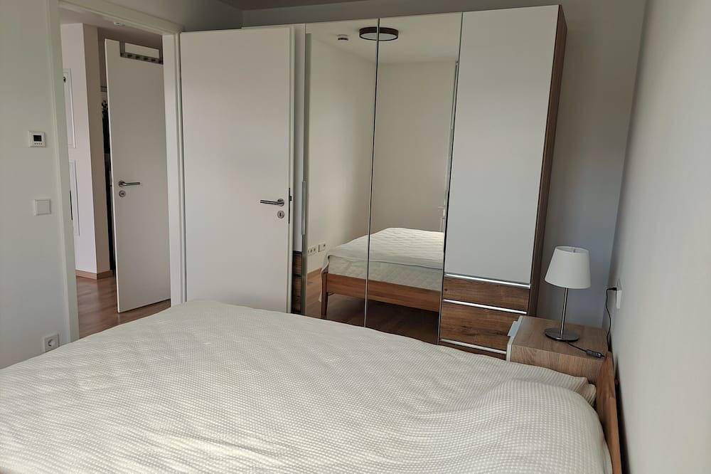 Ganze Wohnung, Exclusive apartment for temporary rent in Sachsenheim, Kraichgau