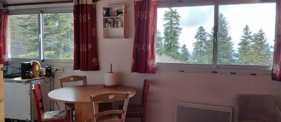 Gîte pour 4 personnes, avec vue à Selonnet