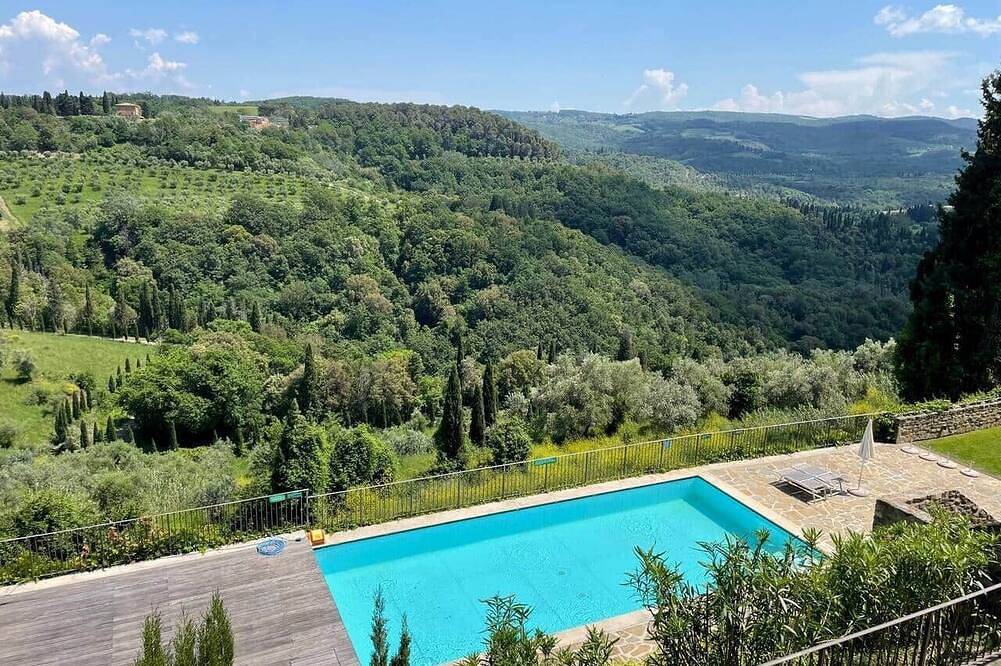 Ganze Wohnung, Zu vervollständigen in Castelfalfi, Montaione