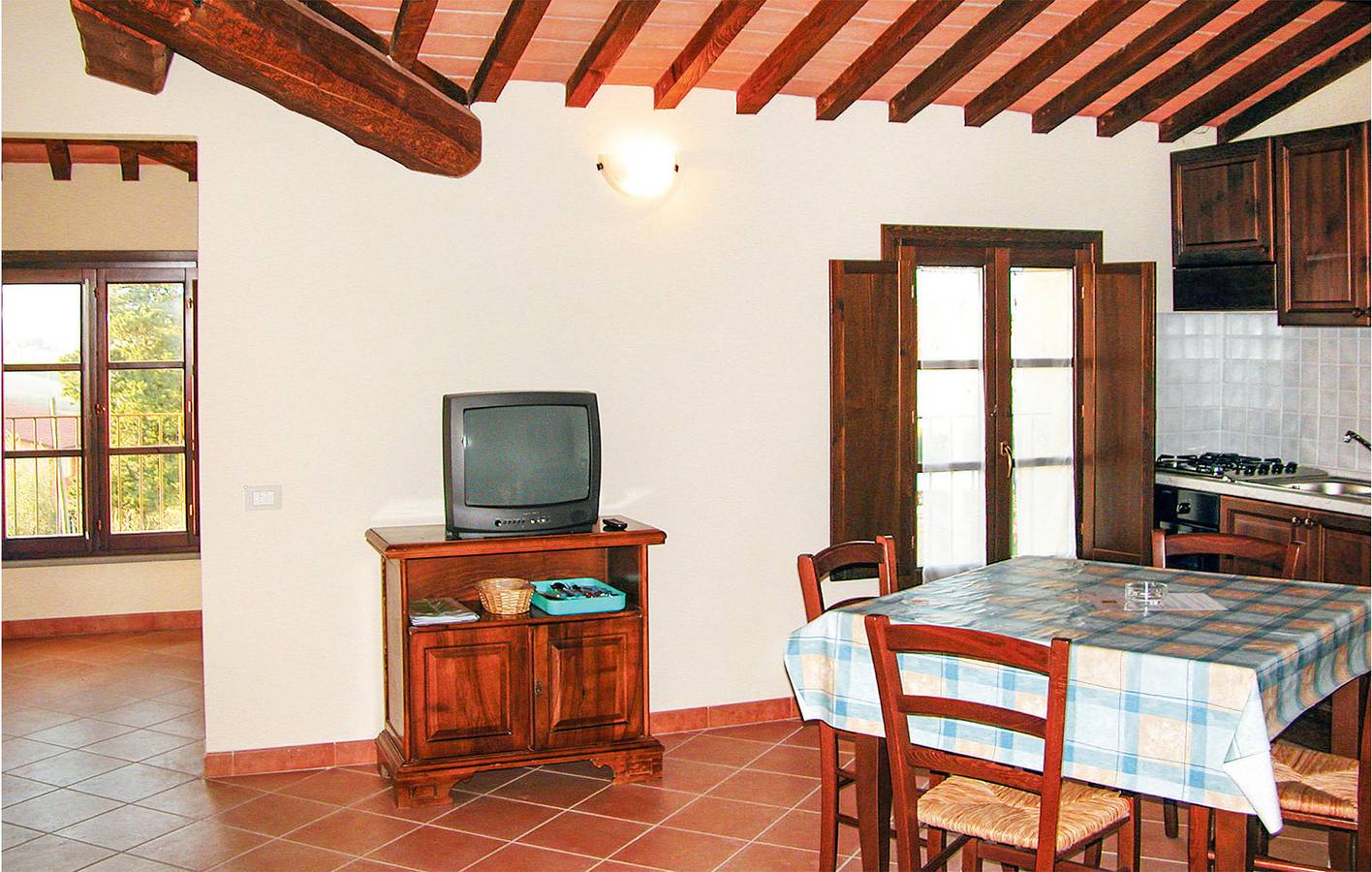 Entire vacation apartment, Santa Luce Poolside Apartment with WiFi & Parking in Santa Luce, Etruscan Coast