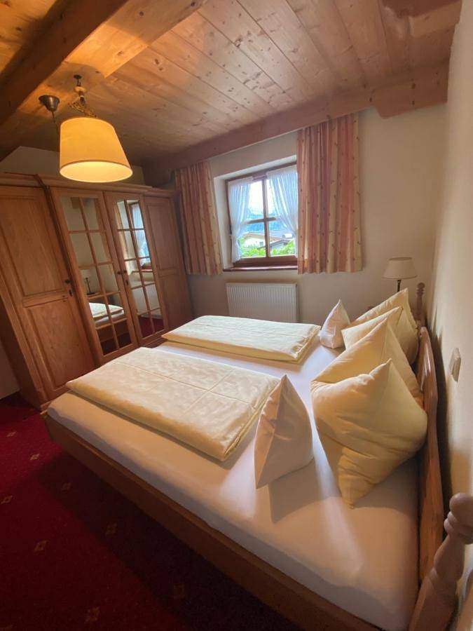 Ferienwohnung für 2 Personen, mit Seeblick und Ausblick sowie Terrasse, mit Haustier in Thiersee - 4