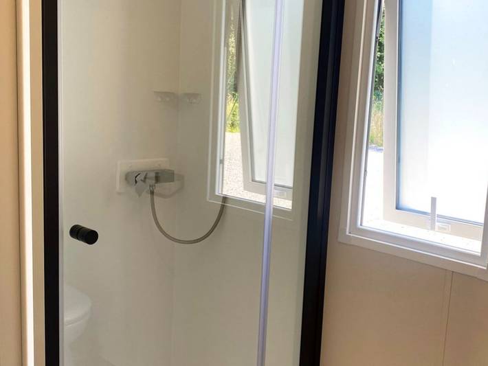 Mobil-home confortable pour 2 personnes avec cuisine équipée in Pordic, Côte de Goëlo