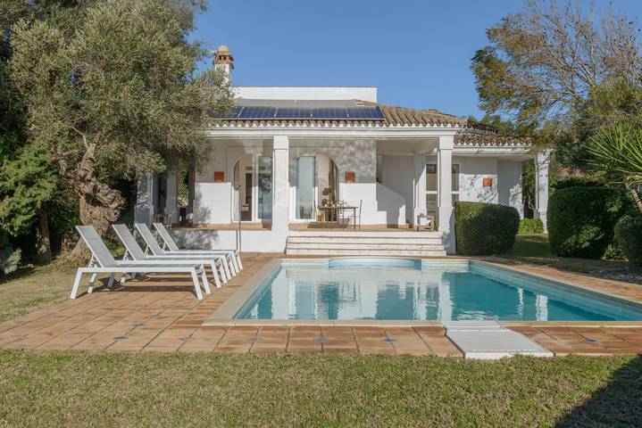 Casa de vacaciones para 5 personas, con Balcón y Jardín en Benalup-Casas Viejas