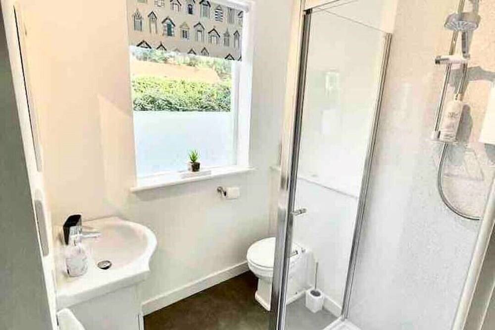 Entire apartment, Sunny Flat in the Heart of Hove, Close to Beach in Hove, Brighton