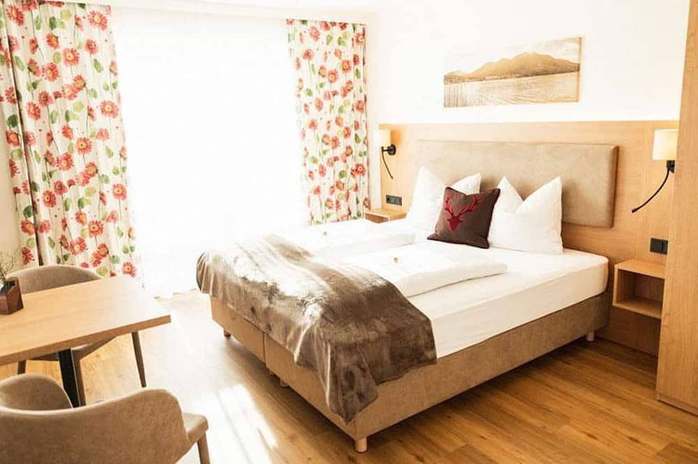 Doppelzimmer mit Balkon - Pension Huber in Salzkammergut-Berge, Fuschl am See