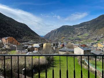 Hôtel pour 2 personnes, avec jardin dans Encamp