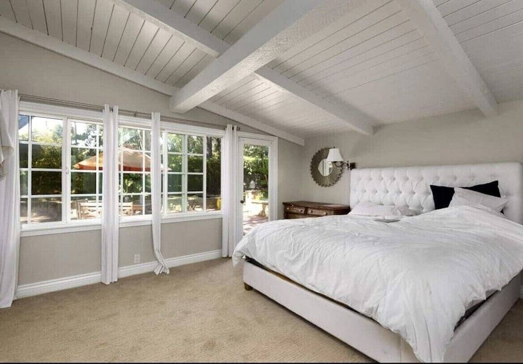 Charming Ranch w/spa, 1/2 acre near Miramar Beach in Montecito, Santa Barbara County