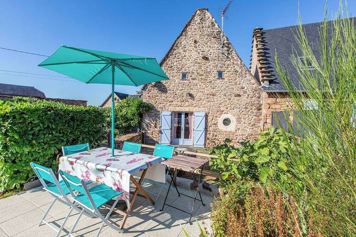 Gîte pour 5 personnes, avec Jacuzzi ainsi que Terrasse et Jardin