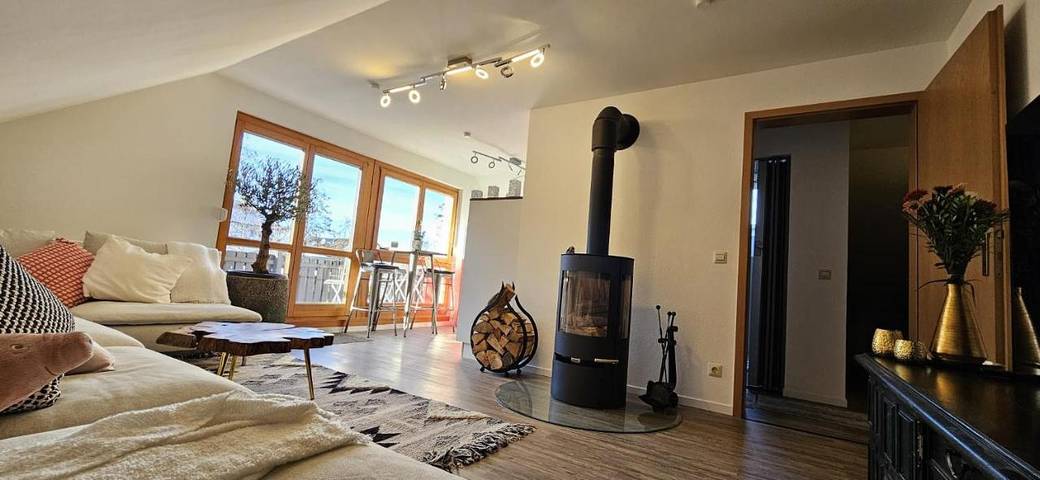 Ferienwohnung für 2 Personen, mit Balkon und Ausblick in Lichtenstein