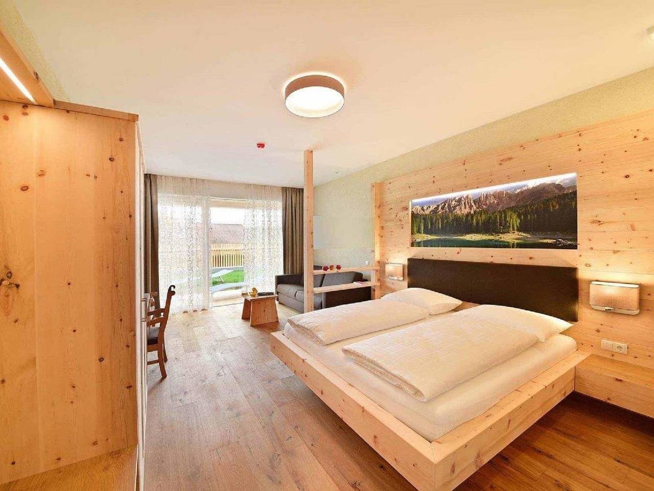 Montara living mountain air - Doppelzimmer Superior in Terenten, Dolomiti Superski