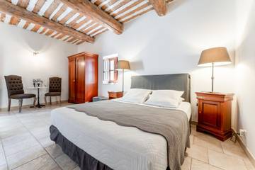 B&b for 2 People in Violès, Provence, Photo 1