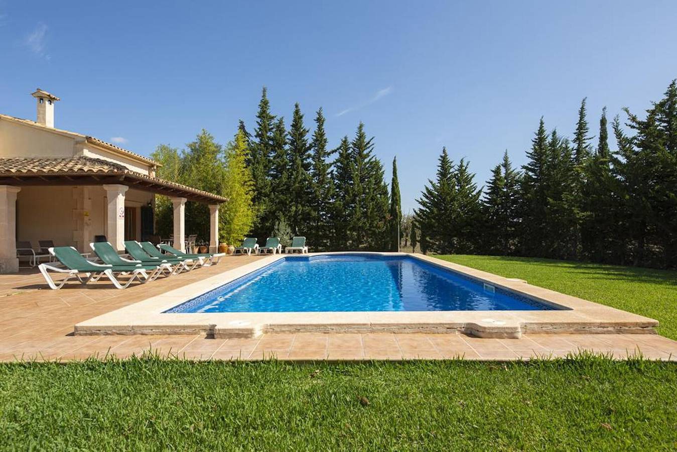 Casa di campagna 'Villa Punta Colet' con vista sulle montagne, Wi-Fi e aria condizionata in el Vilà, Pollença
